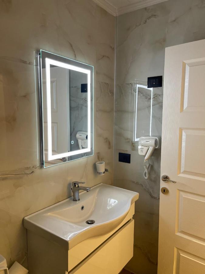 Daily Rent Studio Apartments Tirana Kültér fotó