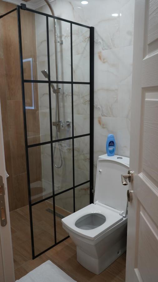 Daily Rent Studio Apartments Tirana Kültér fotó