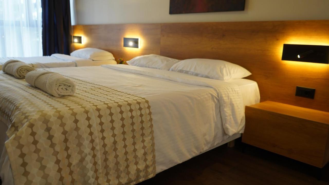 Daily Rent Studio Apartments Tirana Kültér fotó