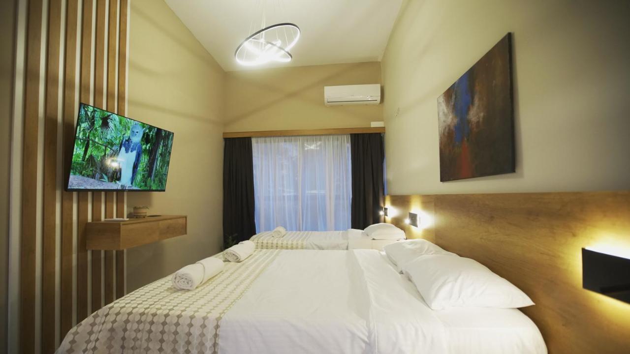 Daily Rent Studio Apartments Tirana Kültér fotó
