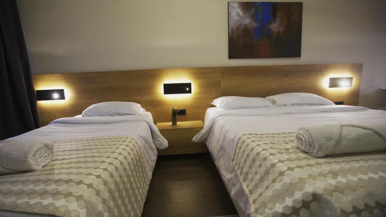 Daily Rent Studio Apartments Tirana Kültér fotó